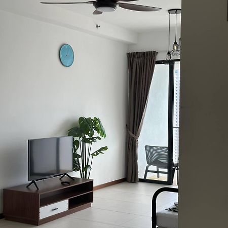 The Landmark Comfort Relax Spacious Sea View By Iz Tanjung Tokong Exterior foto