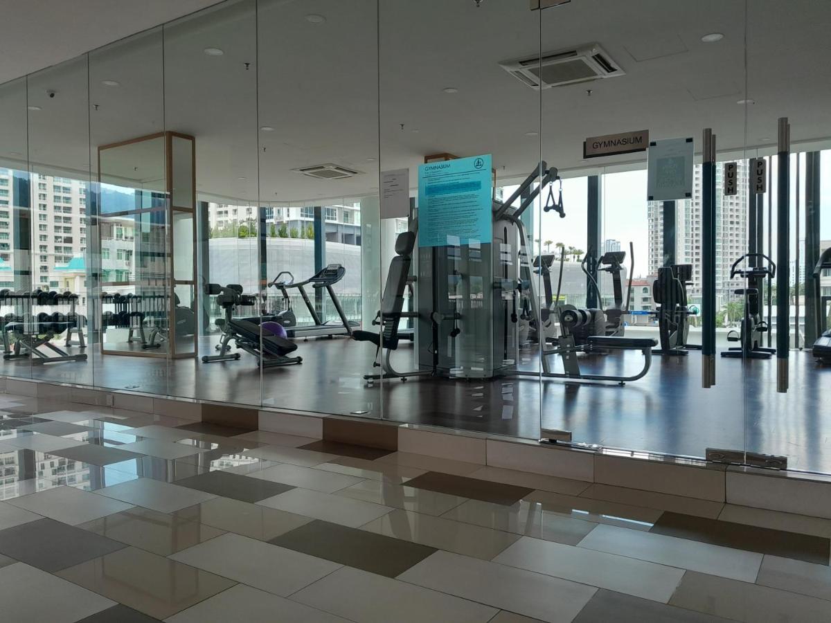 The Landmark Comfort Relax Spacious Sea View By Iz Tanjung Tokong Exterior foto